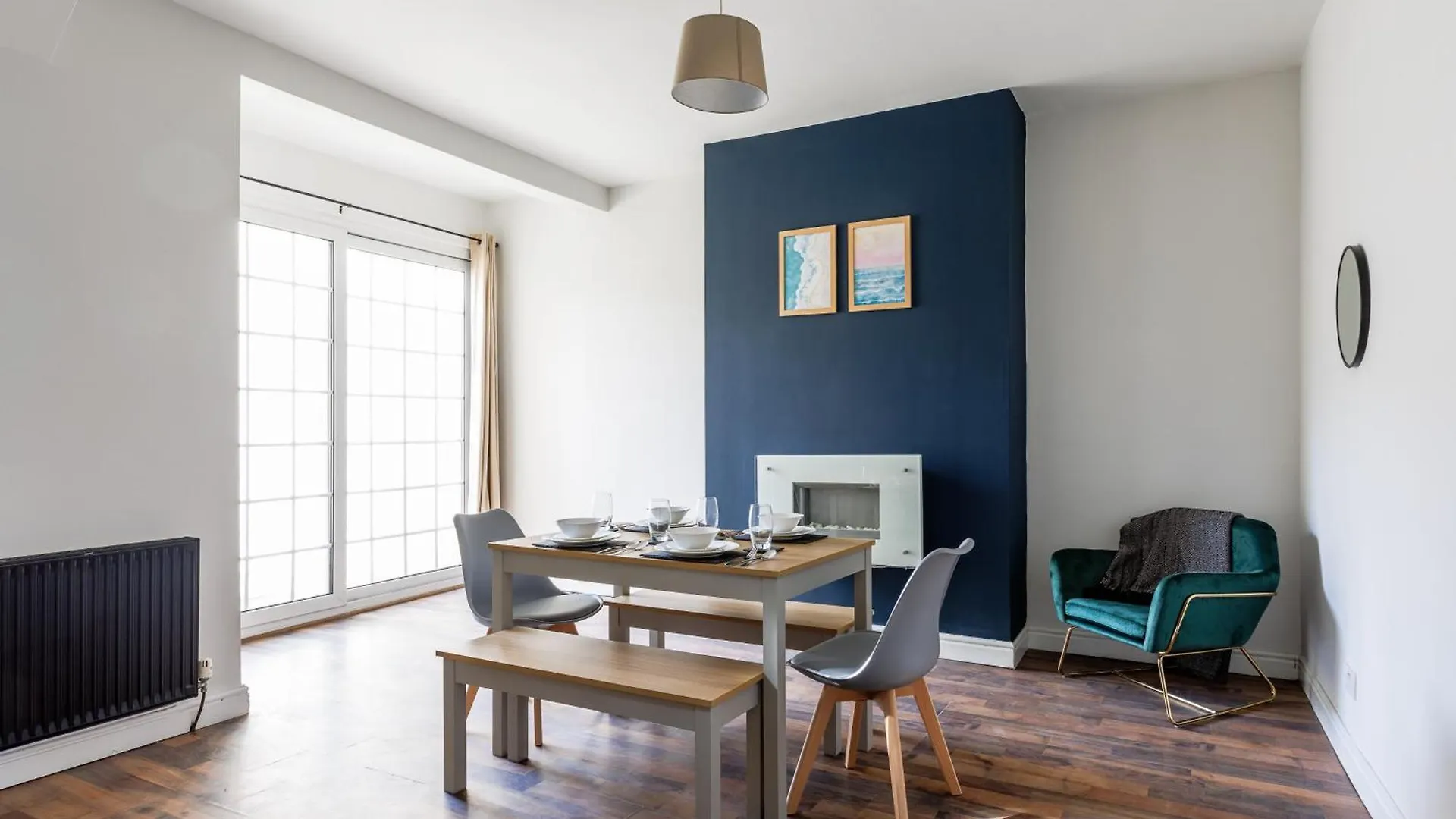 5 Bedroom Spacious Home Perfect For Big Groups レッドカー 別荘