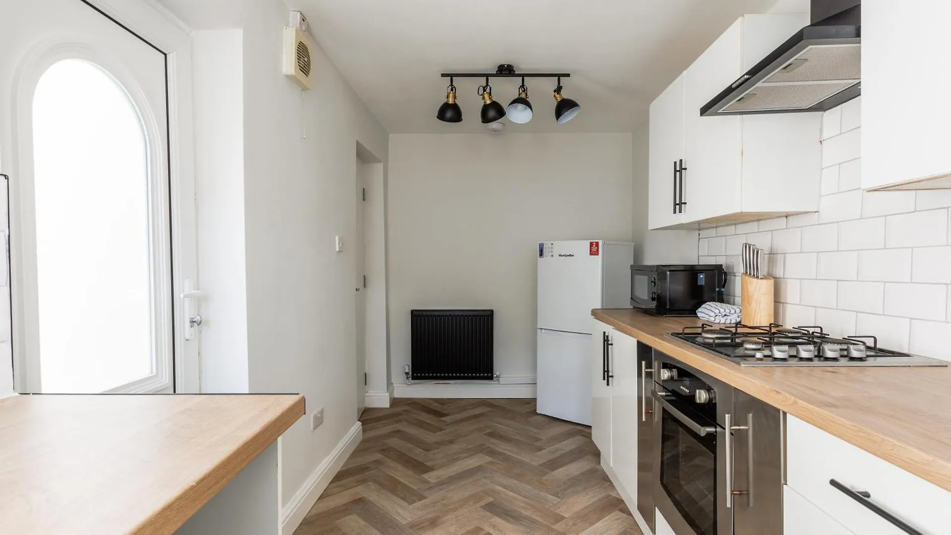 5 Bedroom Spacious Home Perfect For Big Groups レッドカー 0*,
